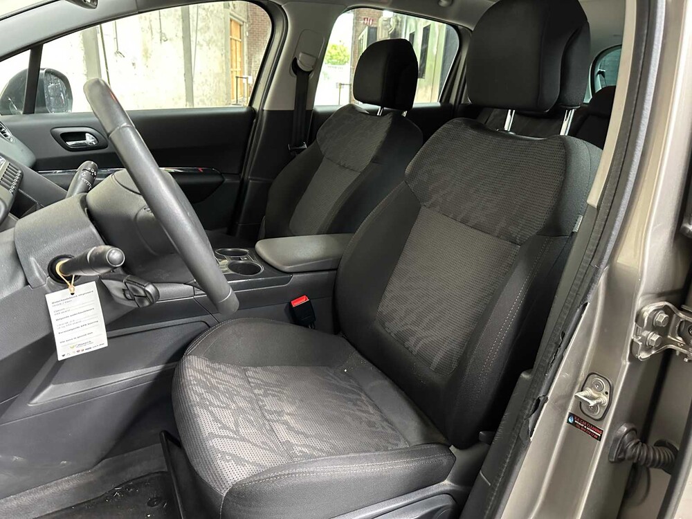 Peugeot 3008 1.6 VTi ST 120pk 2011 (Origineel-NL), 54-PRS-3