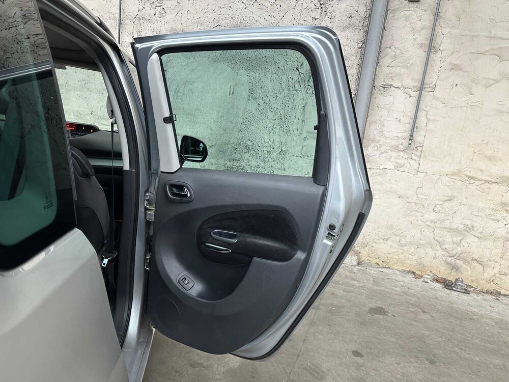 Citroen C3 Picasso 1.6 VTi Exclusive 120pk 2010 -Orig. NL-, 35-LGR-9