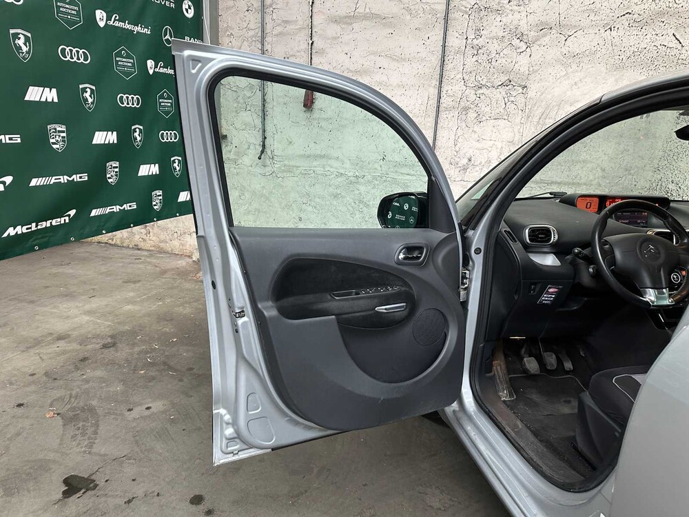 Citroen C3 Picasso 1.6 VTi Exclusive 120pk 2010 -Orig. NL-, 35-LGR-9