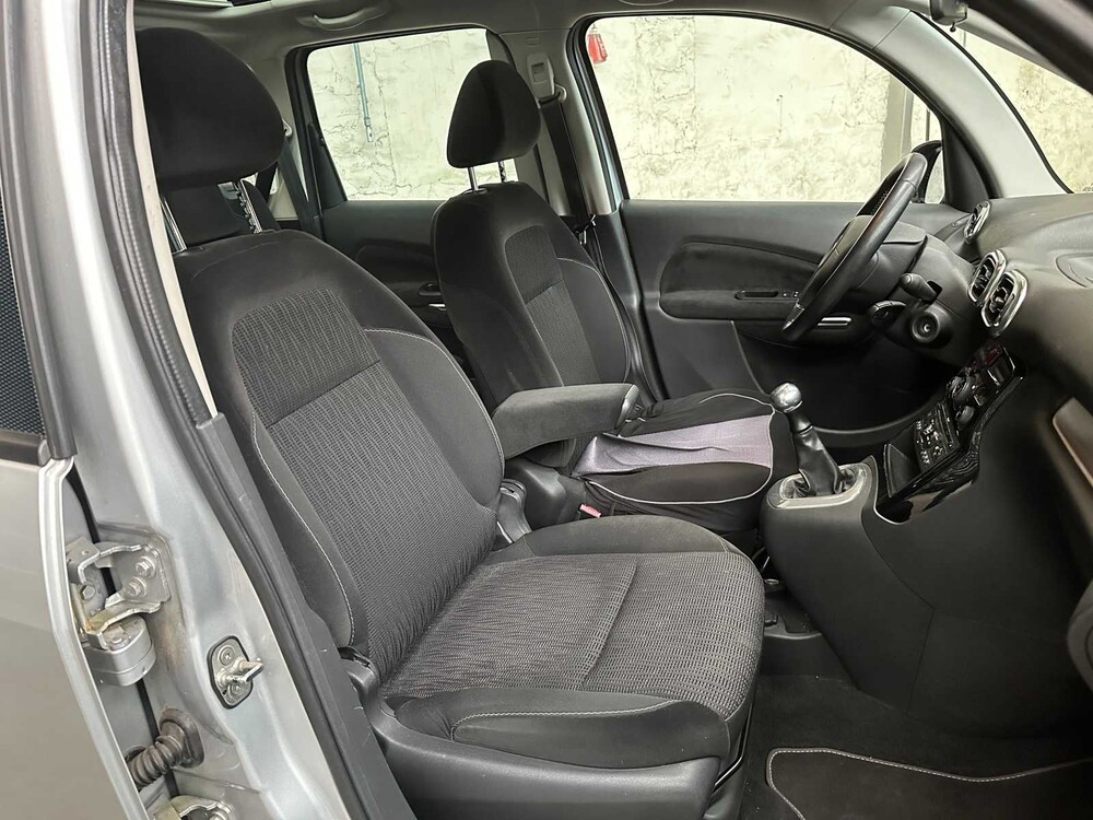 Citroen C3 Picasso 1.6 VTi Exclusive 120pk 2010 -Orig. NL-, 35-LGR-9