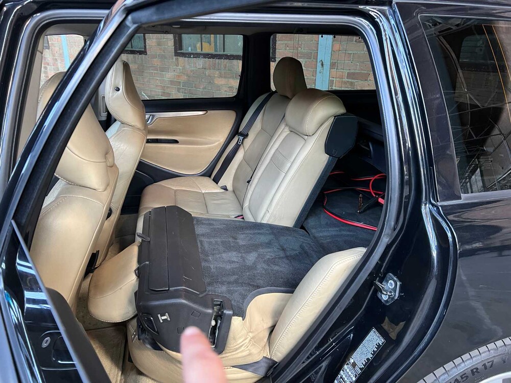 Volvo V70 2.5 R Geartronic 299pk 2004, SB-814-S Youngtimer