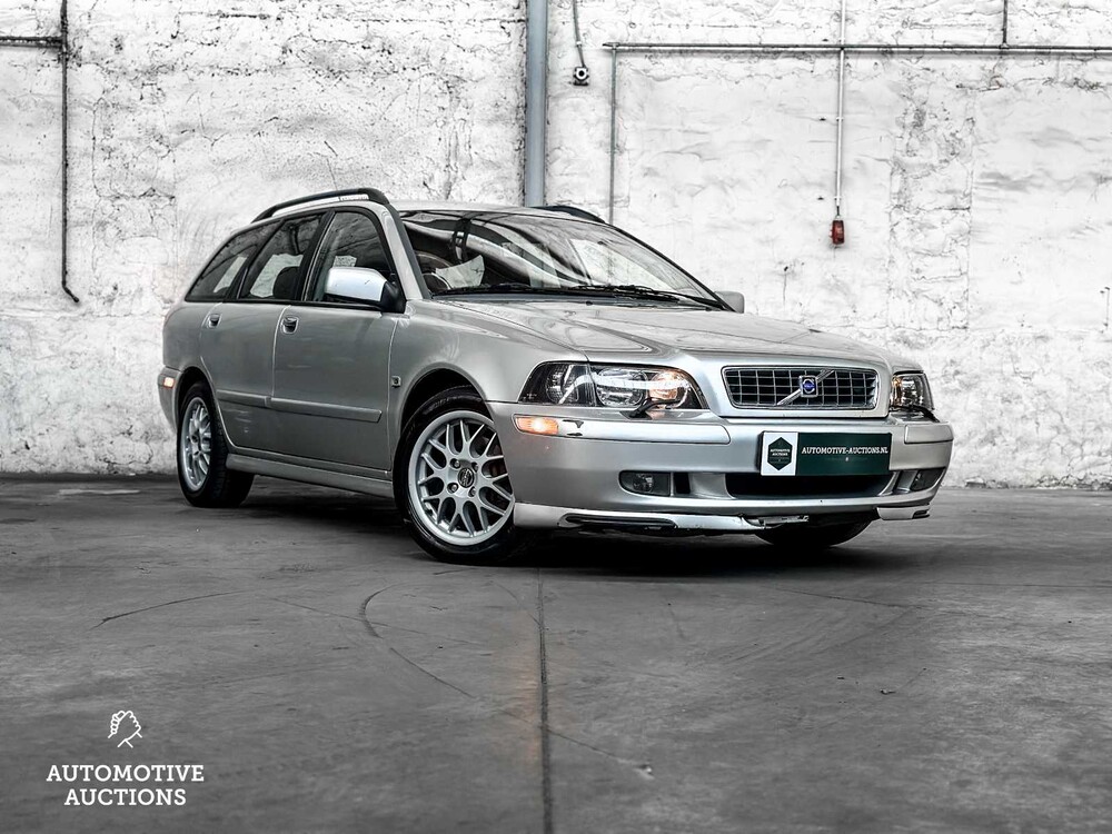 Volvo V40 1.8 Europa Nordic 122pk 2005 ORIG-NL, 83-PX-ZR