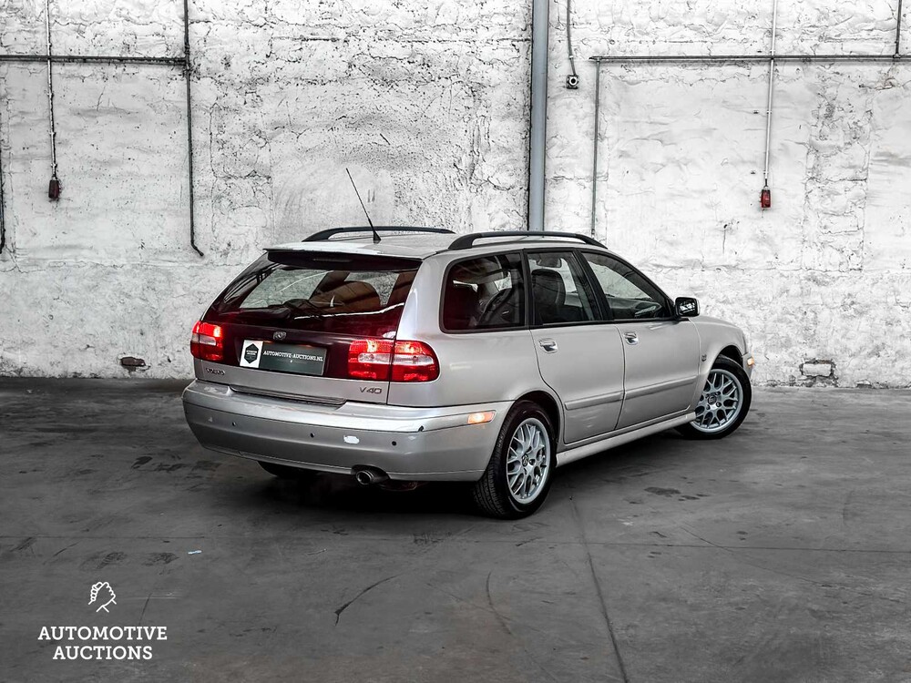 Volvo V40 1.8 Europa Nordic 122pk 2005 ORIG-NL, 83-PX-ZR