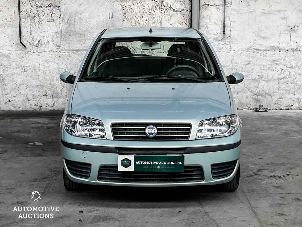 Fiat Punto 1.4-16V Dynamic 95pk 2004, 39-PD-VS