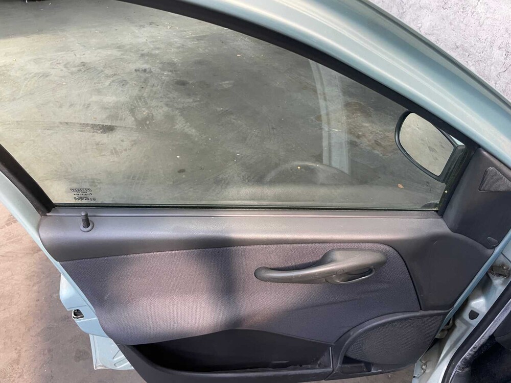 Fiat Punto 1.4-16V Dynamic 95pk 2004, 39-PD-VS