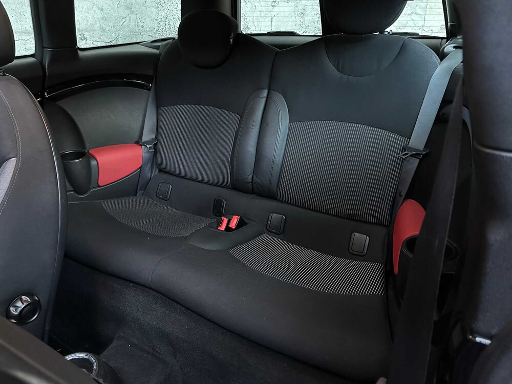 Mini Clubman Cooper 1.6 120pk 2009, SK-671-T