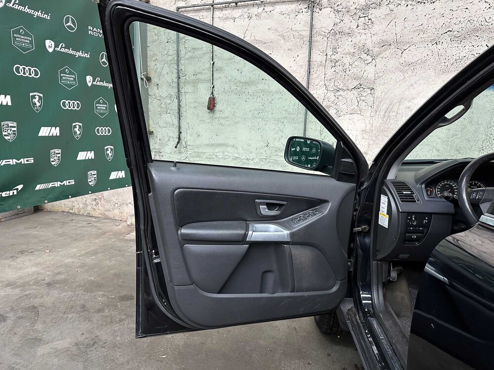 Volvo XC90 2.9 T6 Exclusive 272pk 2003 -Orig. NL-, 03-LK-PZ