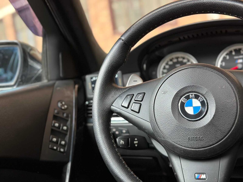 BMW M5 E60 5.0 V10 507PS 2005 Youngtimer