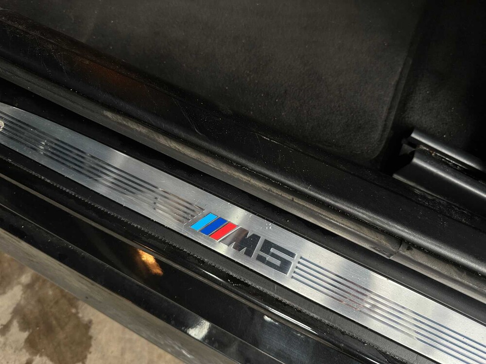 BMW M5 E60 5.0 V10 507PS 2005 Youngtimer