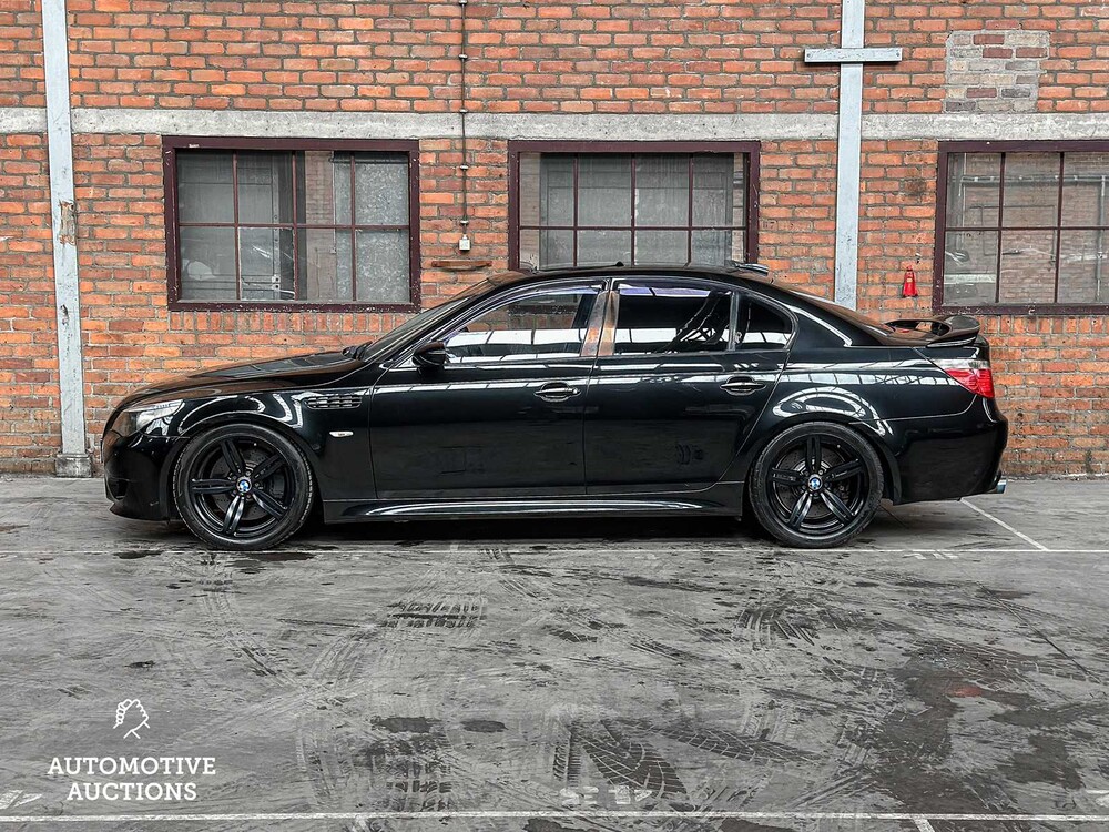 BMW M5 E60 5.0 V10 507PS 2005 Youngtimer