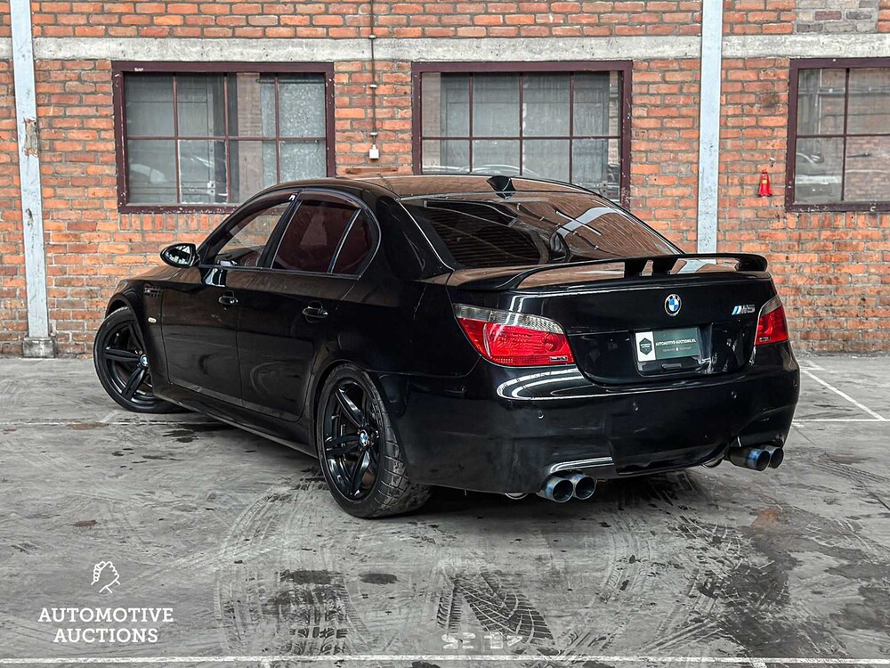 BMW M5 E60 5.0 V10 507PS 2005 Youngtimer
