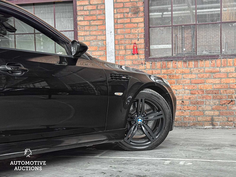 BMW M5 E60 5.0 V10 507PS 2005 Youngtimer