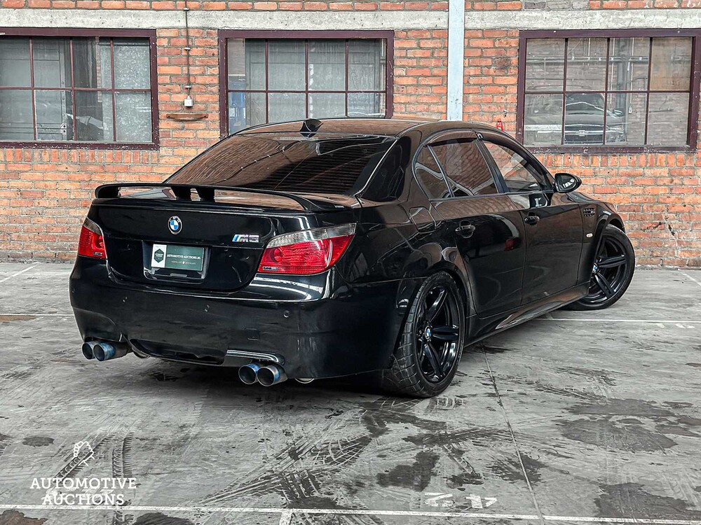 BMW M5 E60 5.0 V10 507PS 2005 Youngtimer
