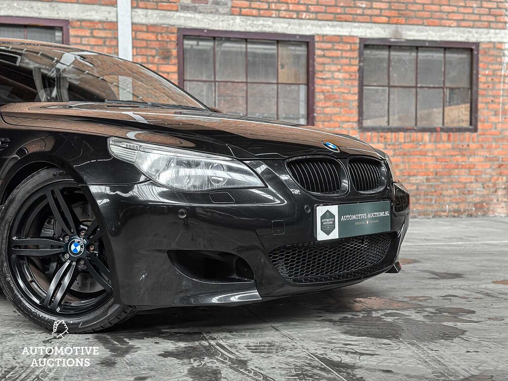 BMW M5 E60 5.0 V10 507PS 2005 Youngtimer