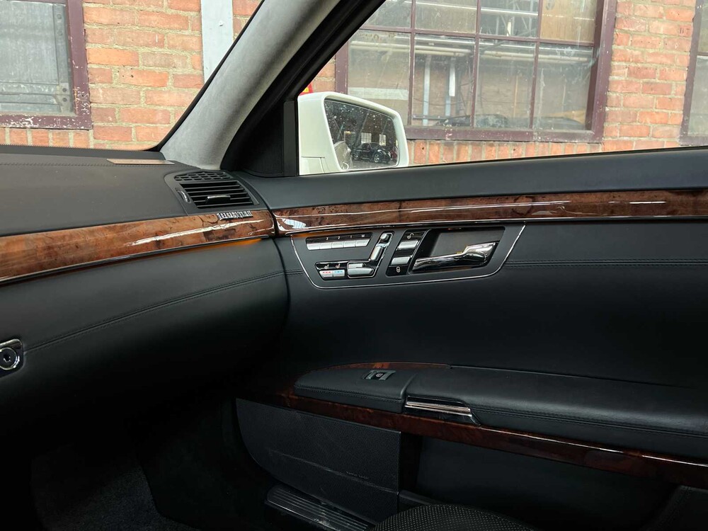 Mercedes-Benz S600 Long Lorinser 5.5 V12 517PS 2006 Youngtimer S-Klasse