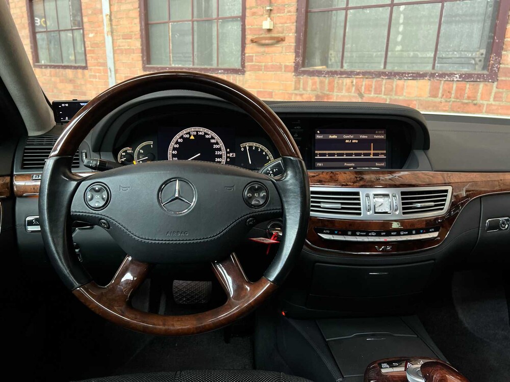 Mercedes-Benz S600 Long Lorinser 5.5 V12 517PS 2006 Youngtimer S-Klasse