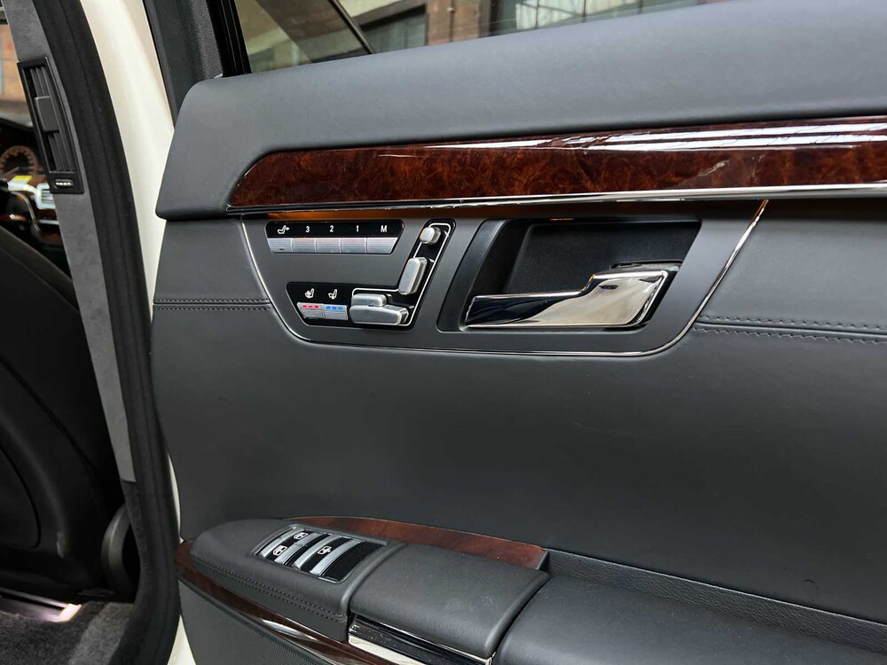 Mercedes-Benz S600 Long Lorinser 5.5 V12 517PS 2006 Youngtimer S-Klasse