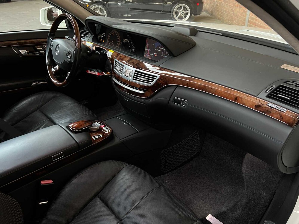 Mercedes-Benz S600 Long Lorinser 5.5 V12 517PS 2006 Youngtimer S-Klasse