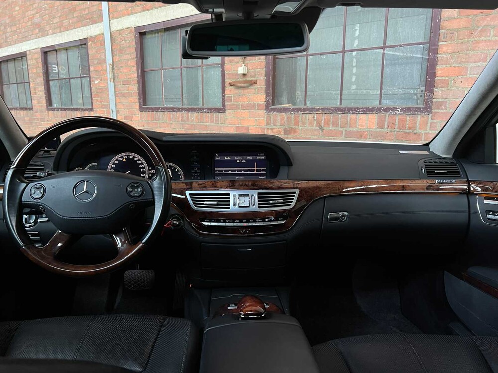 Mercedes-Benz S600 Long Lorinser 5.5 V12 517PS 2006 Youngtimer S-Klasse