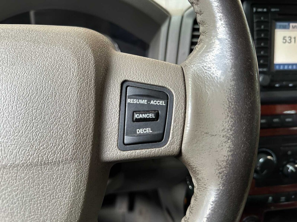 Jeep Grand Cherokee 5.7 V8 Hemi Limited 326PS 2005 ORIG-NL, 41-RN-KV