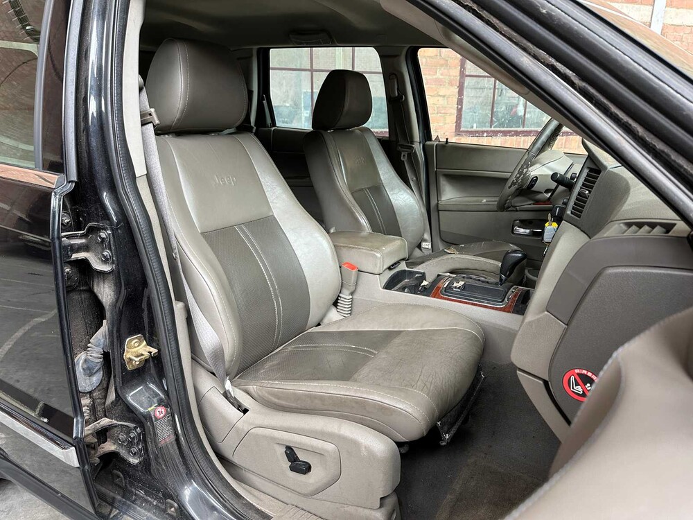 Jeep Grand Cherokee 5.7 V8 Hemi Limited 326PS 2005 ORIG-NL, 41-RN-KV