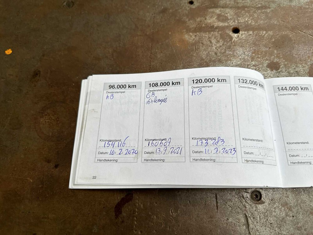 Jeep Grand Cherokee 5.7 V8 Hemi Limited 326PS 2005 ORIG-NL, 41-RN-KV