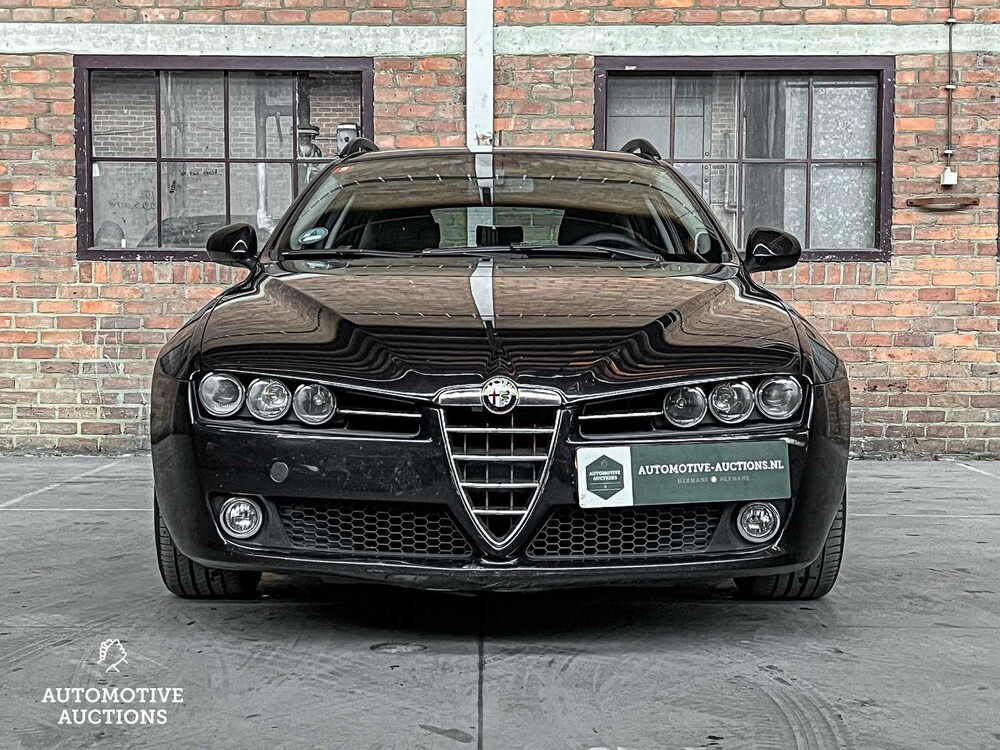 Alfa Romeo 159 Sportwagon 1.9 JTD Q-Tronic Business 150hp 2009, 8-TFR-78