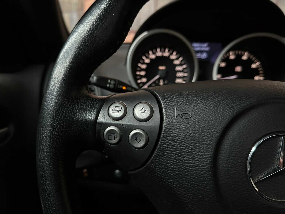 Mercedes-Benz SLK350 3.5 V6 272PS 2005 AIRSCARF Youngtimer SLK-Klasse