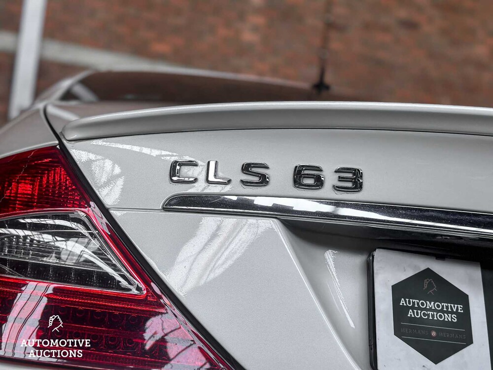 Mercedes-Benz CLS55 AMG 5.5 V8 476pk 2005 Youngtimer