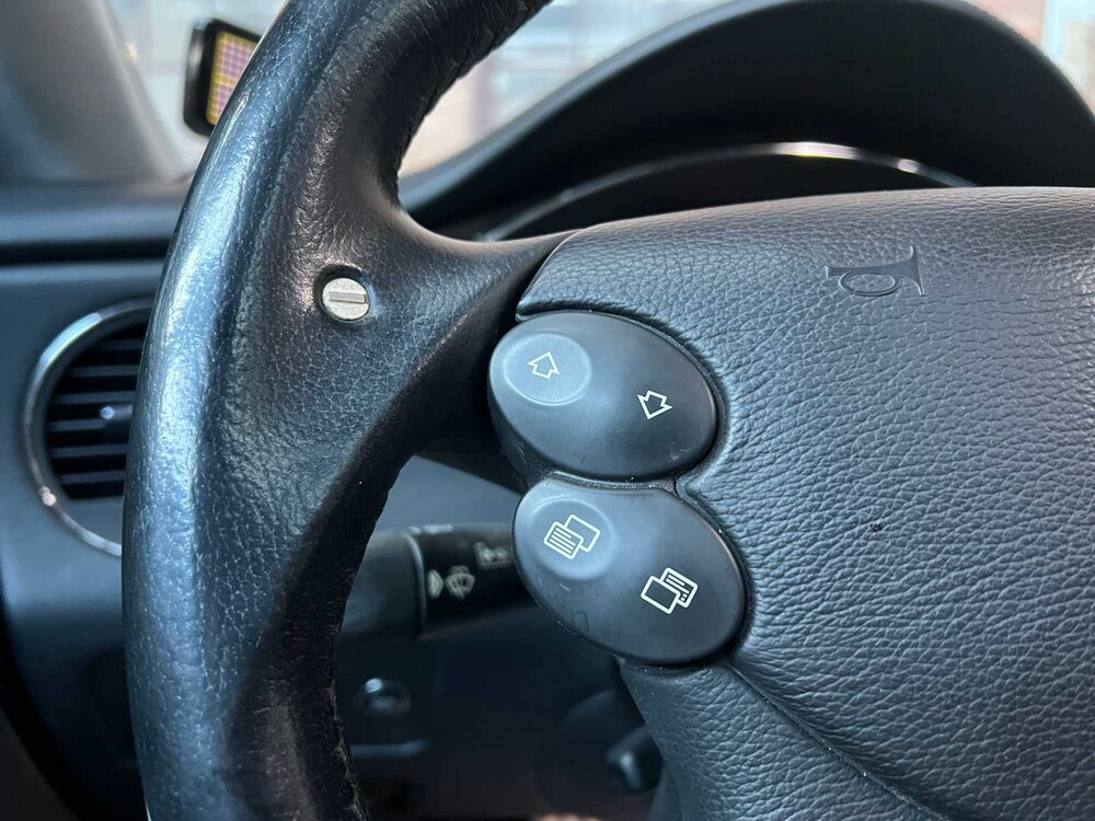 Mercedes-Benz CLS55 AMG 5.5 V8 476pk 2005 Youngtimer