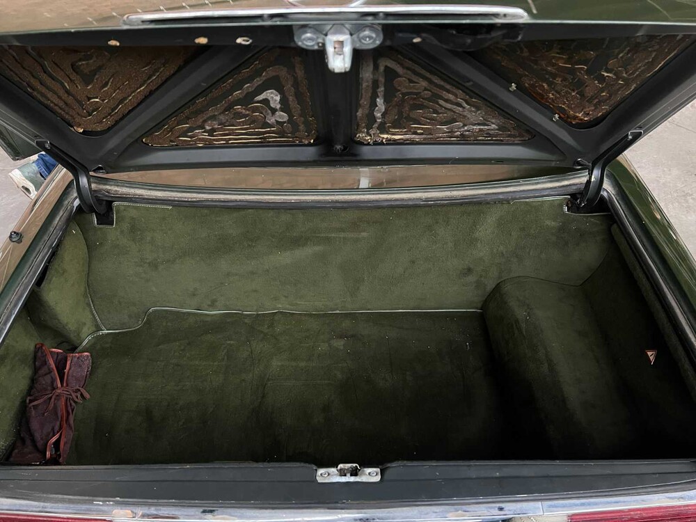 Mercedes-Benz 380SL Cabriolet 3.8 V8 194 hp 1985 -Youngtimer-