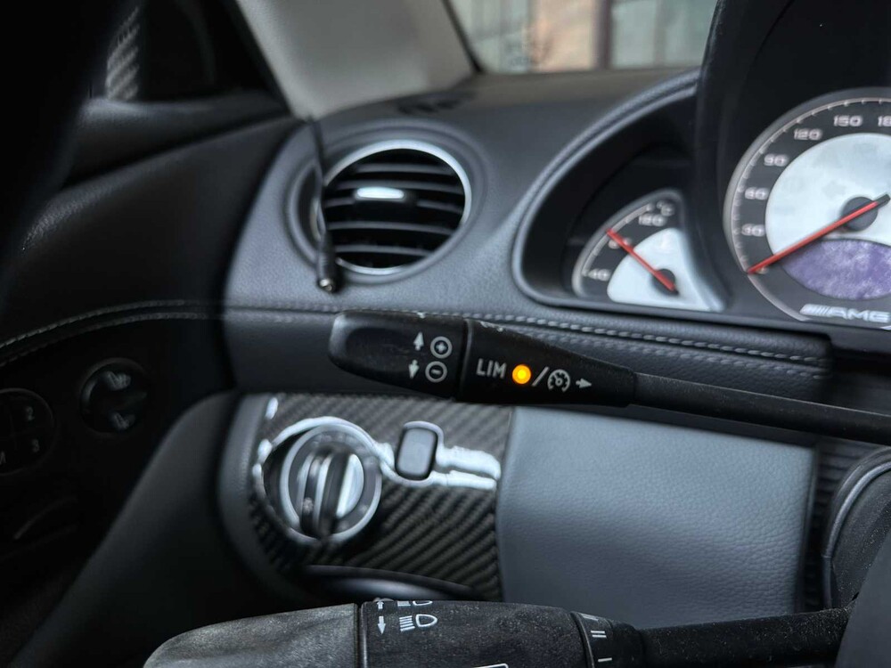 Mercedes-Benz SL55 AMG Performance package 5.5 V8 500hp 2004 Youngtimer SL-Class