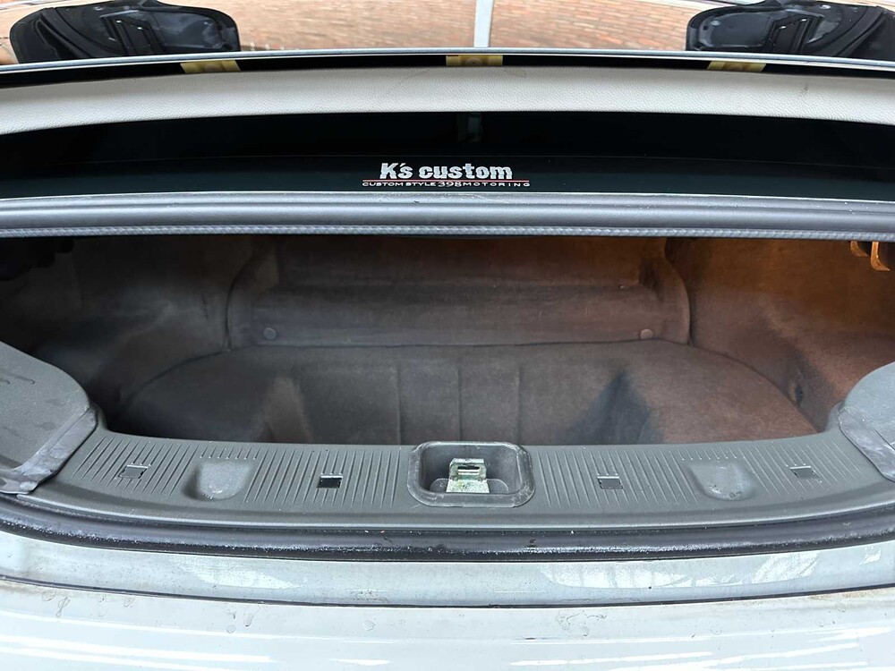 Mercedes-Benz SL55 AMG Performance package 5.5 V8 500hp 2004 Youngtimer SL-Class