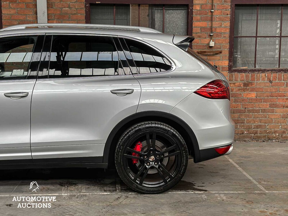Porsche Cayenne Turbo 4.8 V8 500PS 2010