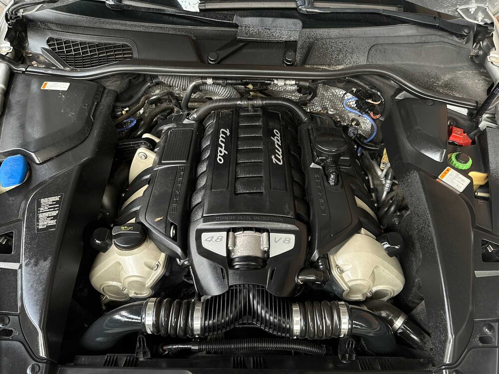 Porsche Cayenne Turbo 4.8 V8 500PS 2010