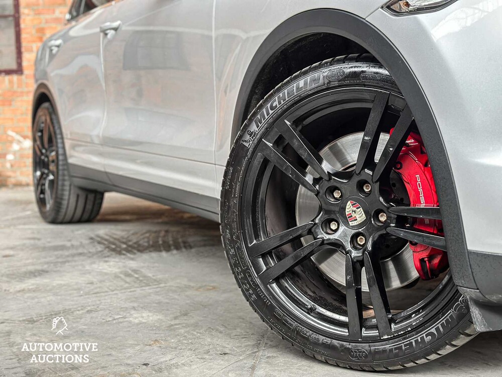 Porsche Cayenne Turbo 4.8 V8 500PS 2010