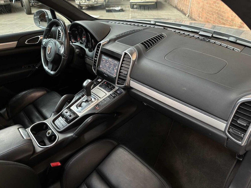 Porsche Cayenne Turbo 4.8 V8 500PS 2010