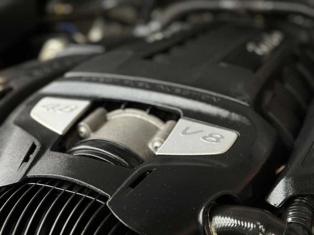 Porsche Cayenne Turbo 4.8 V8 500PS 2010