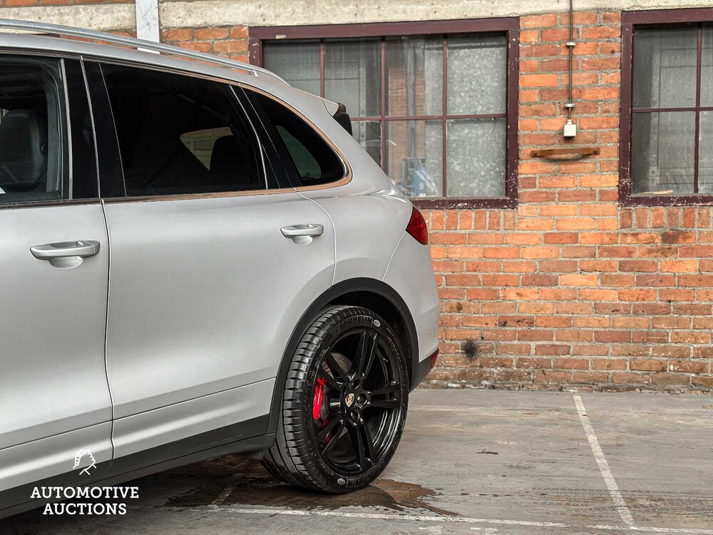 Porsche Cayenne Turbo 4.8 V8 500PS 2010