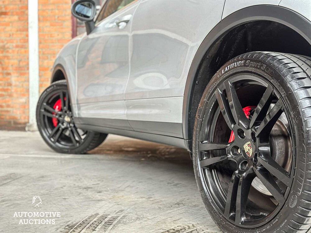 Porsche Cayenne Turbo 4.8 V8 500PS 2010
