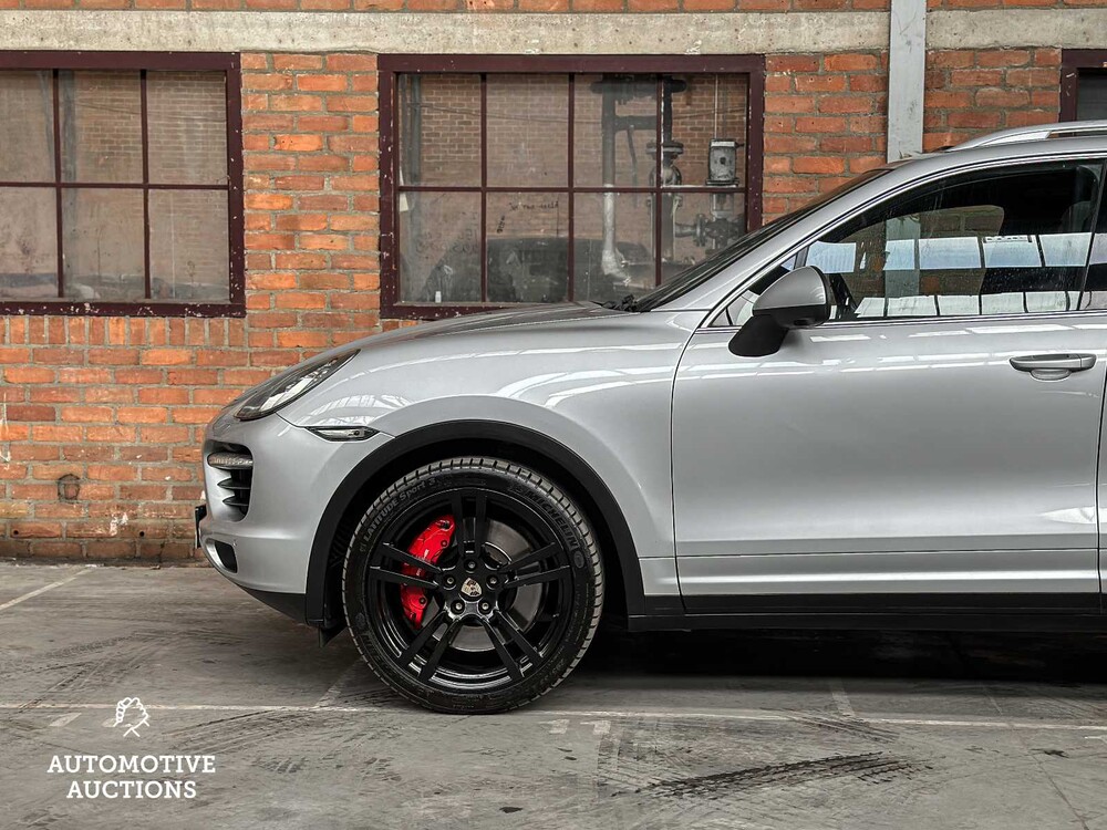 Porsche Cayenne Turbo 4.8 V8 500PS 2010