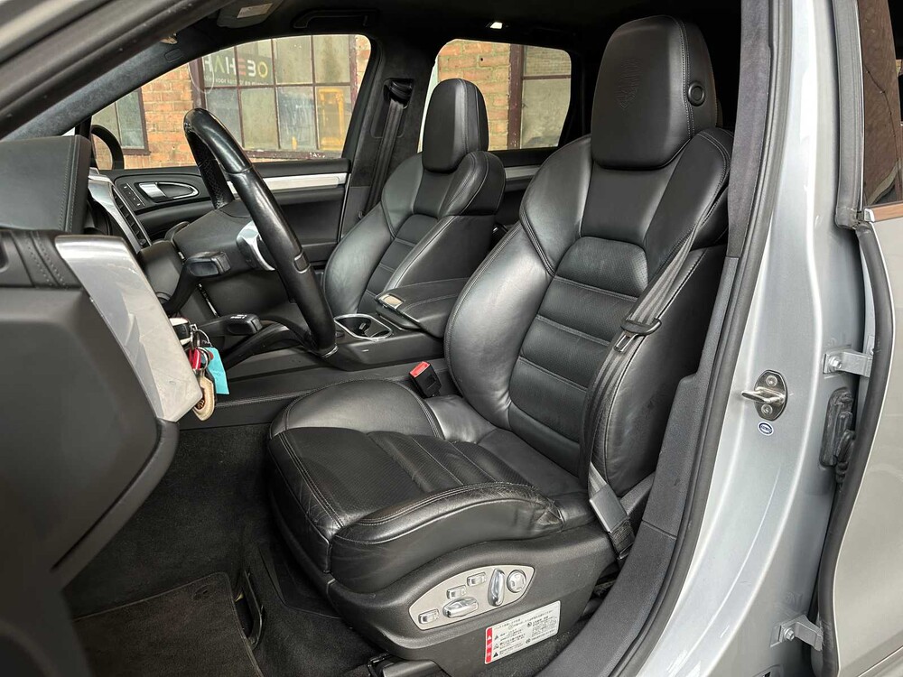 Porsche Cayenne Turbo 4.8 V8 500PS 2010