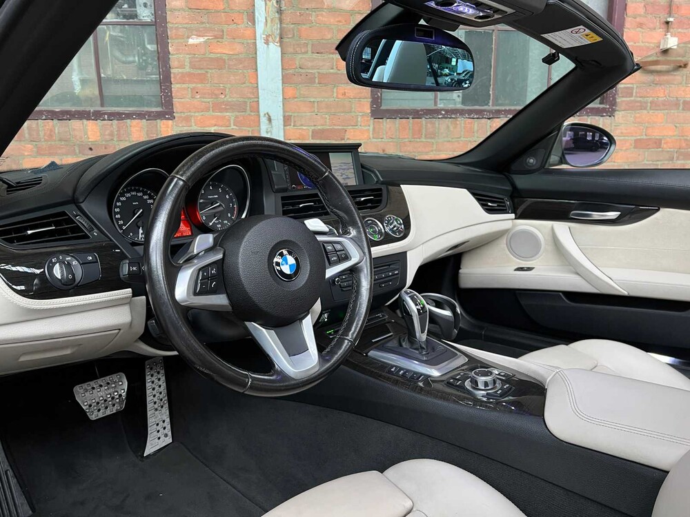 BMW Z4 sDrive35i Sport 306PS (DKG) 2009