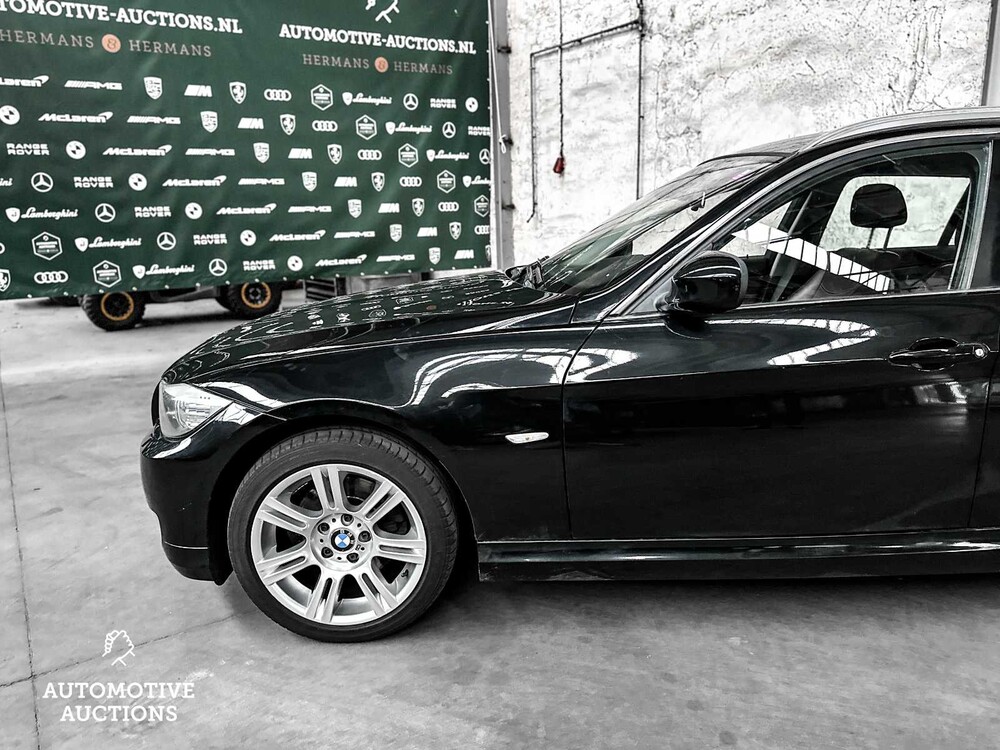 BMW 3-serie Touring 318d Corporate Lease Business Line 136pk 2009 -Orig. NL-, 09-JRG-9