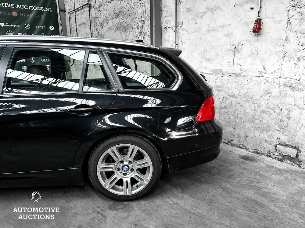 BMW 3-serie Touring 318d Corporate Lease Business Line 136pk 2009 -Orig. NL-, 09-JRG-9