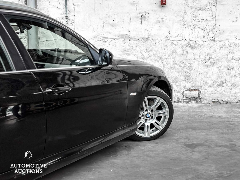 BMW 3-serie Touring 318d Corporate Lease Business Line 136pk 2009 -Orig. NL-, 09-JRG-9