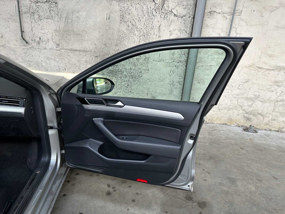 Volkswagen Passat Variant 1.4 TSI GTE Highline 156pk 2016 (Origineel-NL), KL-121-H