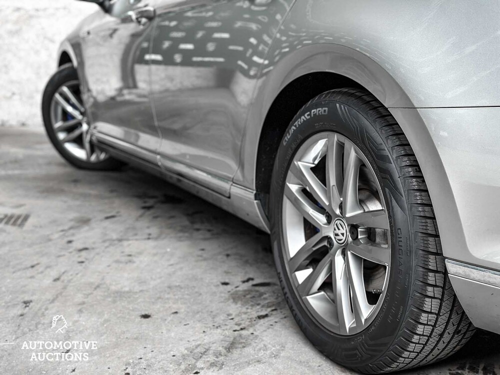 Volkswagen Passat Variant 1.4 TSI GTE Highline 156pk 2016 (Origineel-NL), KL-121-H