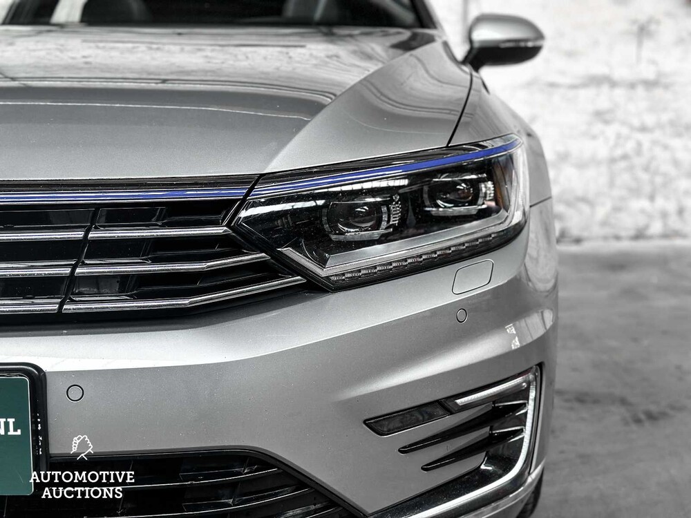 Volkswagen Passat Variant 1.4 TSI GTE Highline 156pk 2016 (Origineel-NL), KL-121-H