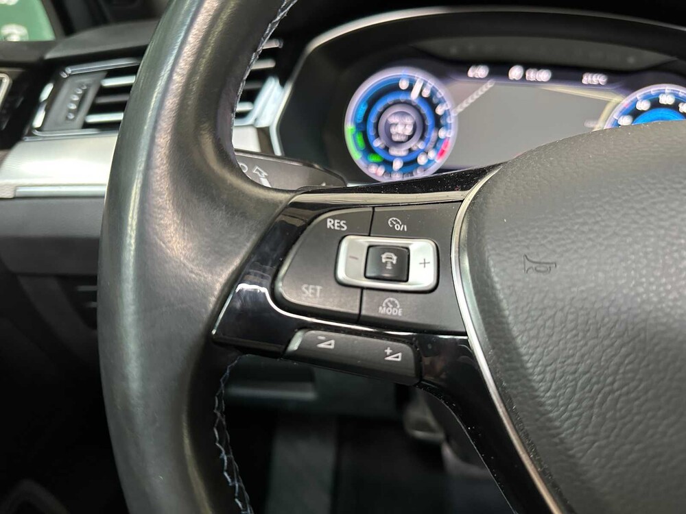 Volkswagen Passat Variant 1.4 TSI GTE Highline 156pk 2016 (Origineel-NL), KL-121-H